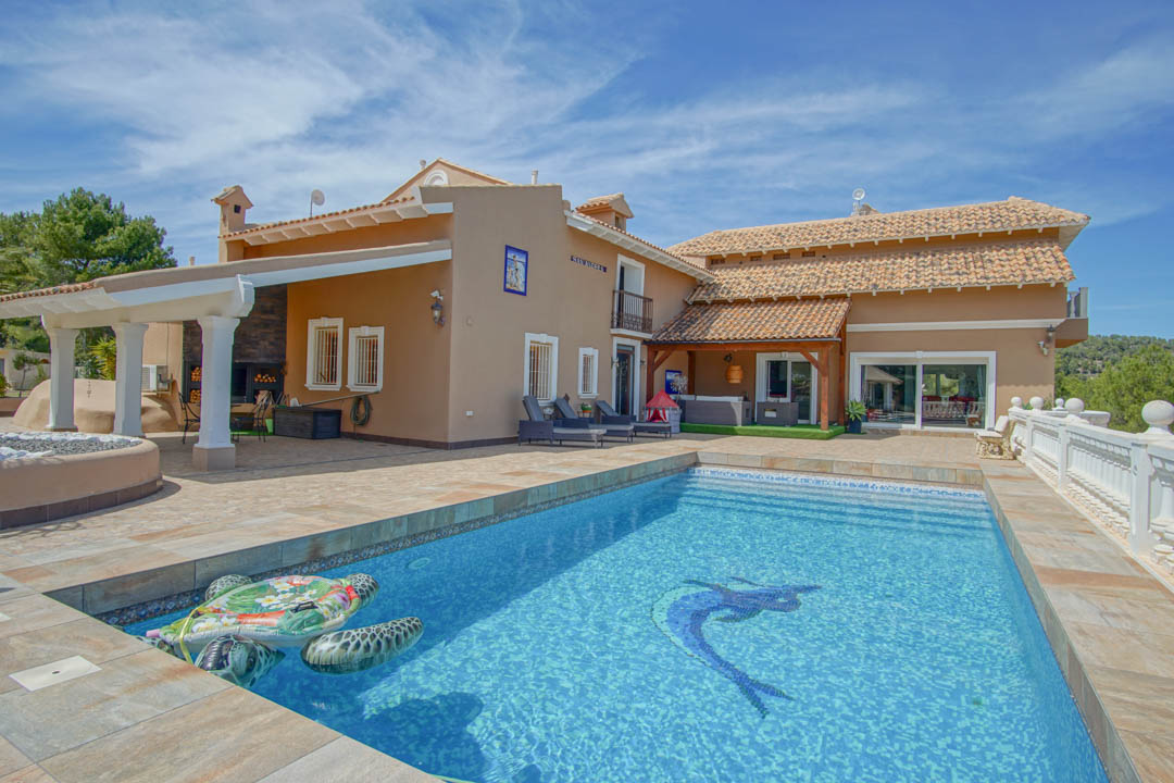 8 Bed, 9 Bath, HouseFor Sale, La Nucia, Alicante 8 Bed, 9 Bath, HouseFor Sale, La Nucia, Alicante