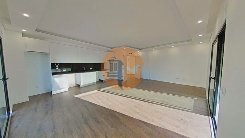 2 Bed, 2 Bath, ApartmentFor Sale, Olhão, Faro