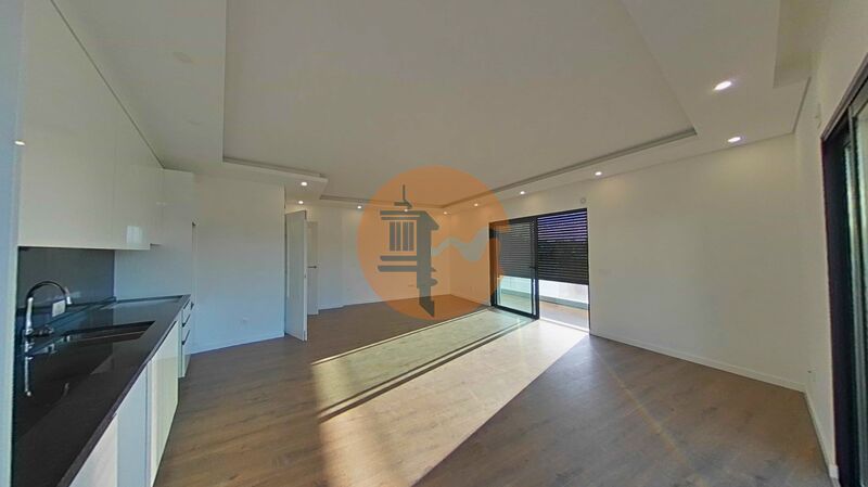 2 Bed, 2 Bath, ApartmentFor Sale, Olhão, Faro