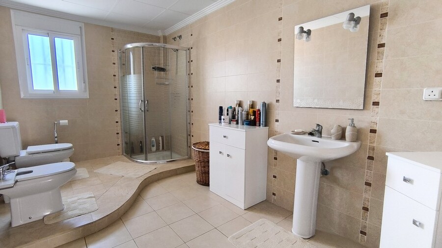 4 Bed, 3 Bath, HouseFor Sale, Ciudad Quesada, Alicante