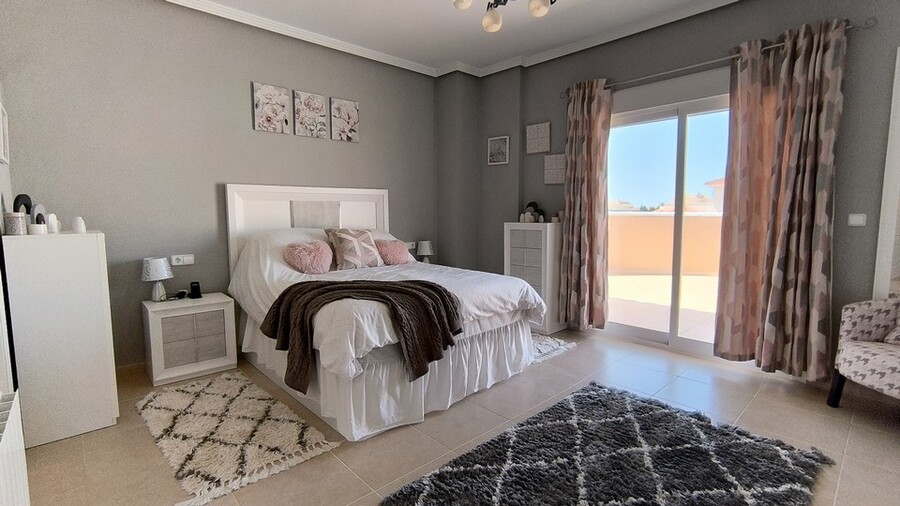 4 Bed, 3 Bath, HouseFor Sale, Ciudad Quesada, Alicante