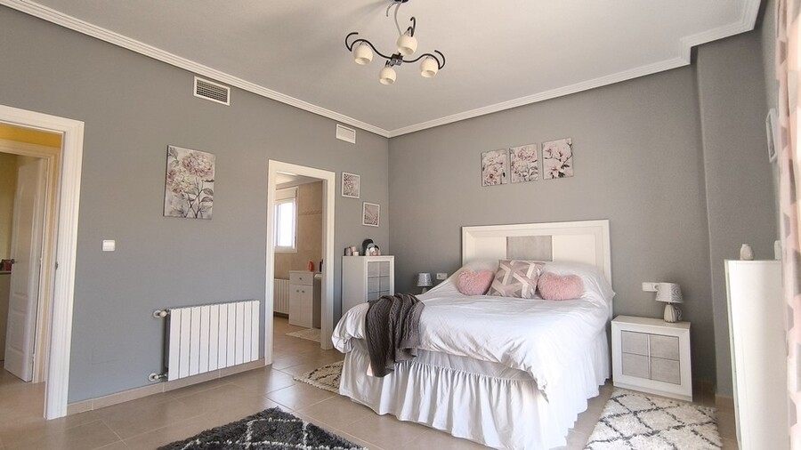 4 Bed, 3 Bath, HouseFor Sale, Ciudad Quesada, Alicante