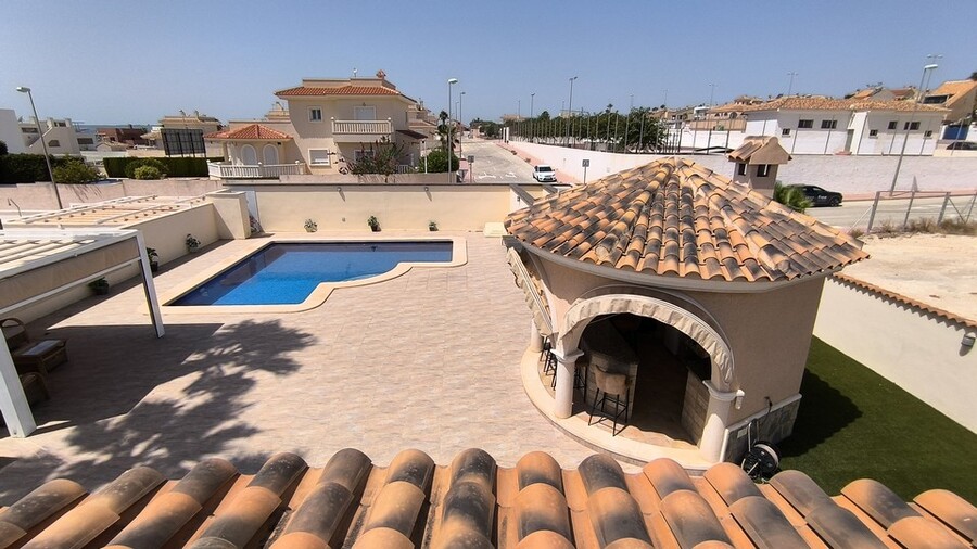 4 Bed, 3 Bath, HouseFor Sale, Ciudad Quesada, Alicante
