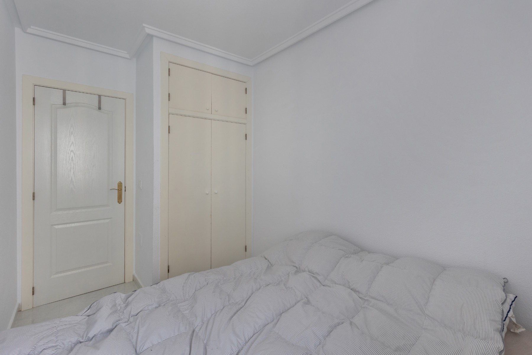 2 Bed, 1 Bath, ApartmentFor Sale, Torrevieja, Alicante 2 Bed, 1 Bath, ApartmentFor Sale, Torrevieja, Alicante