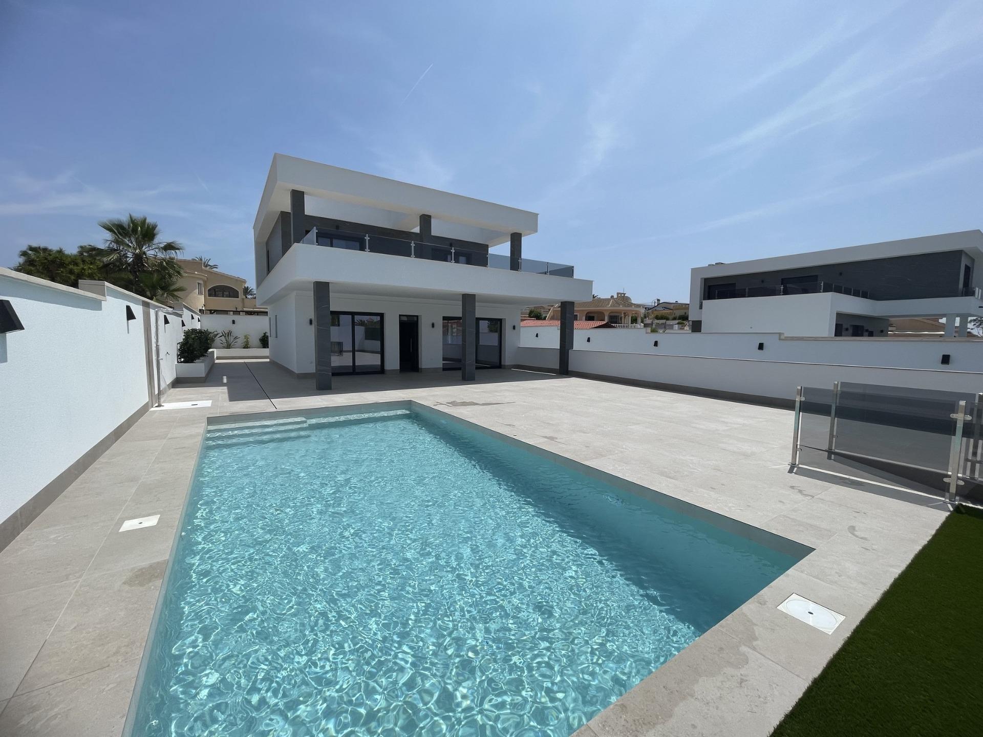 3 Bed, 4 Bath, HouseFor Sale, Ciudad Quesada, Alicante