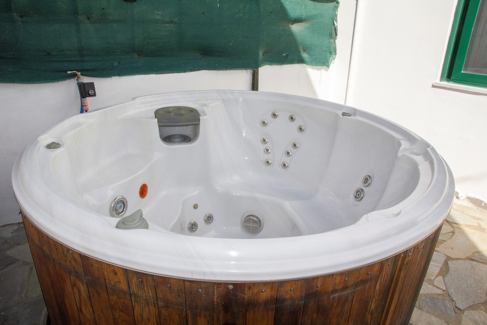 2 Bed, 1 Bath, HouseFor Sale, Chania, Crete