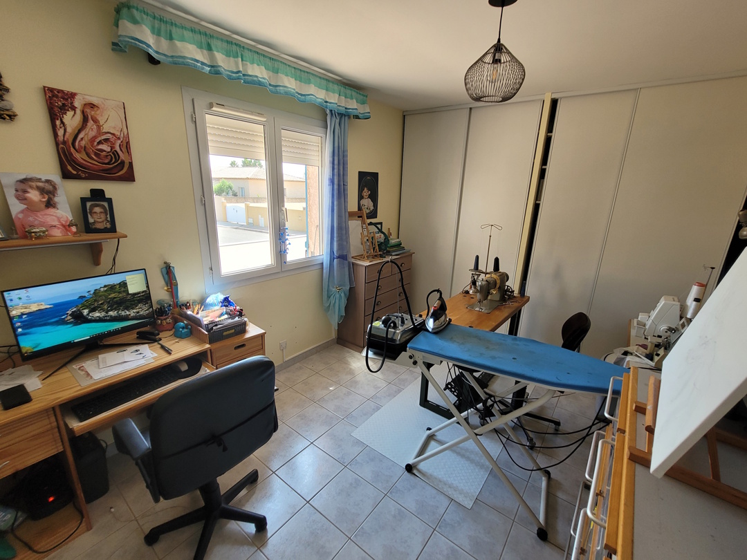 4 Bed, 1 Bath, HouseFor Sale, Pezenas, Herault, Languedoc-Roussillon, 34120