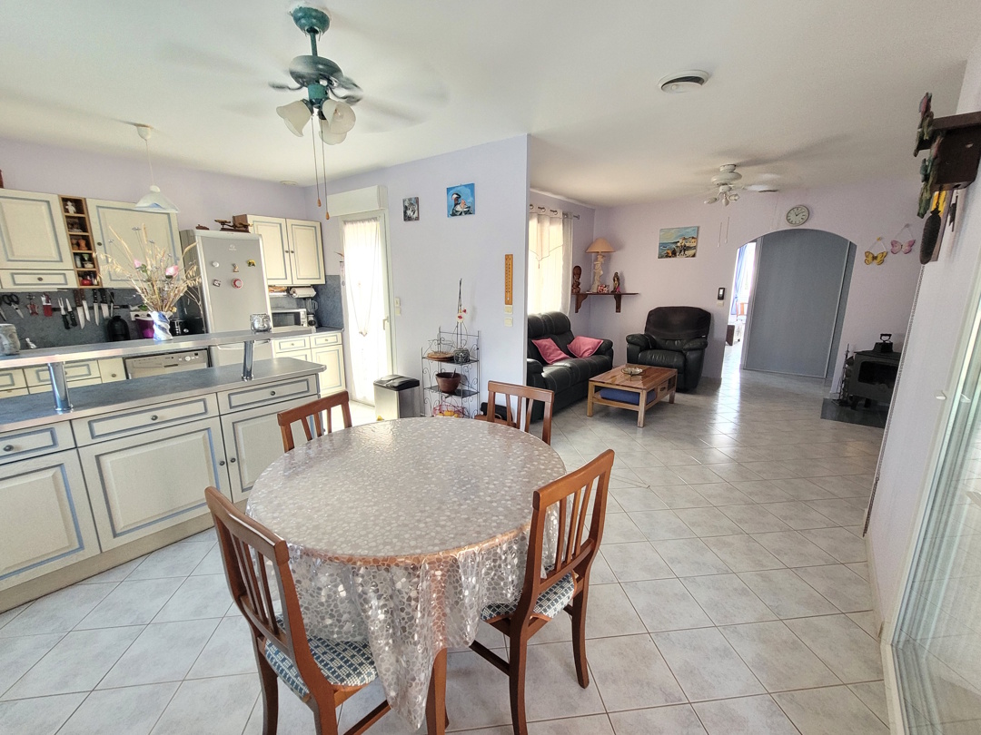 4 Bed, 1 Bath, HouseFor Sale, Pezenas, Herault, Languedoc-Roussillon, 34120