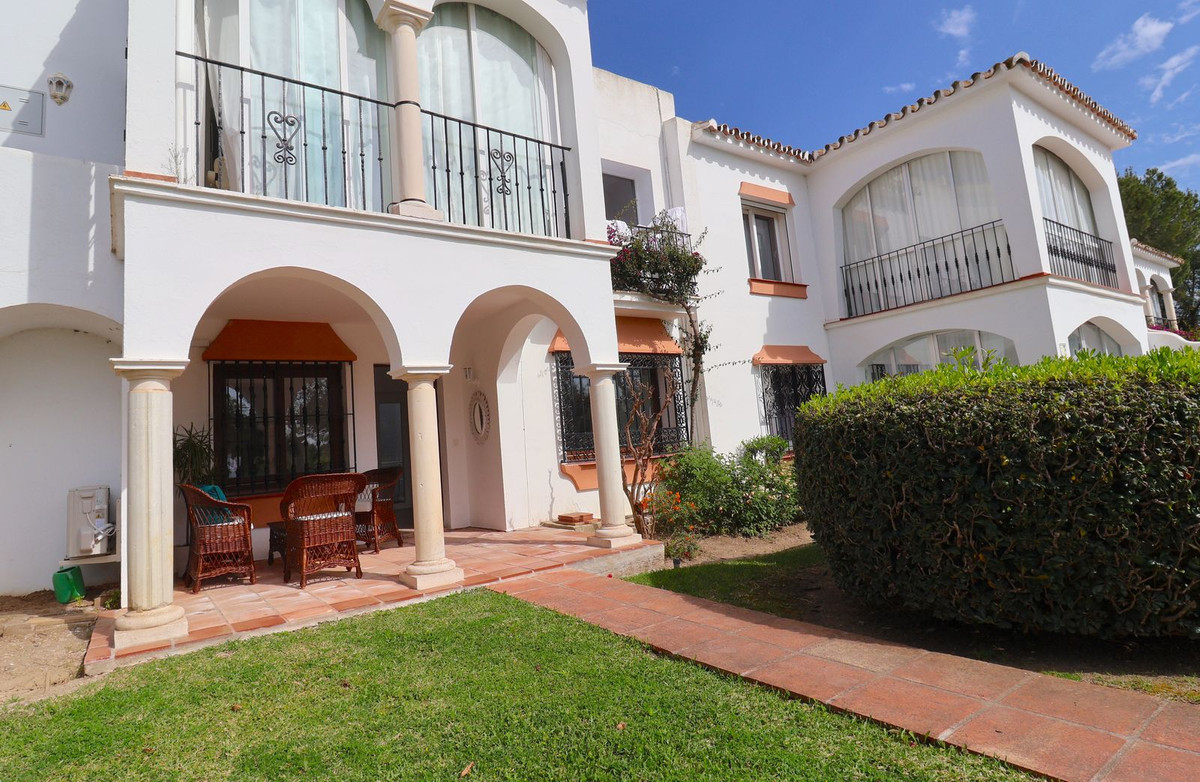 2 Bed, 1 Bath, ApartmentFor Sale, Benavista, Malaga