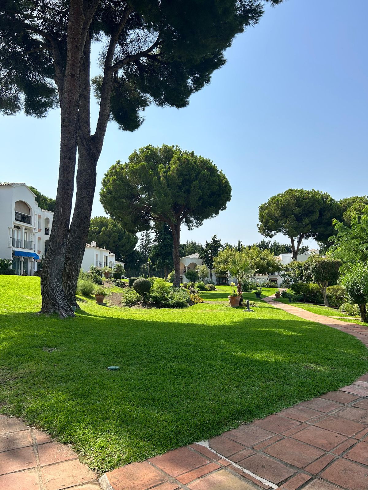 2 Bed, 1 Bath, ApartmentFor Sale, Benavista, Malaga