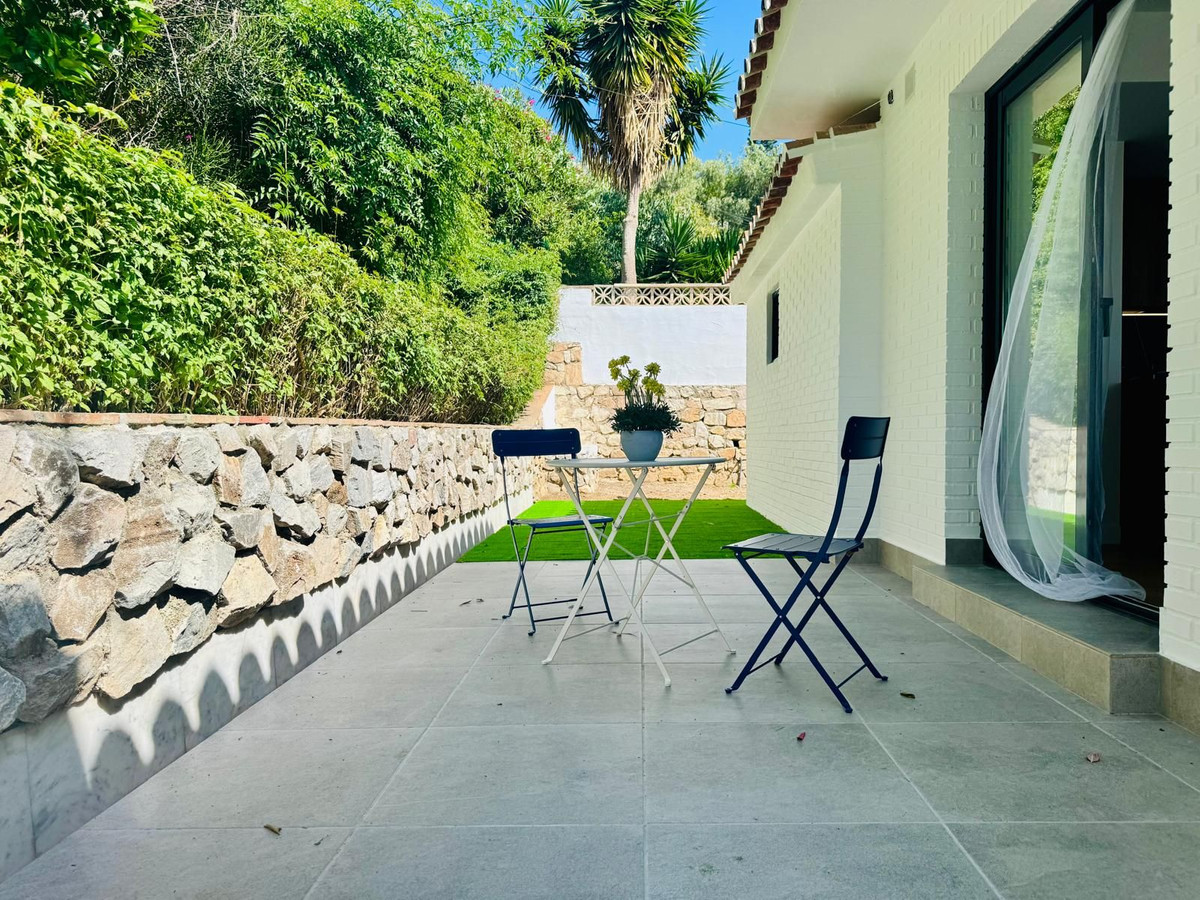 3 Bed, 2 Bath, HouseFor Sale, La Capellania, Malaga