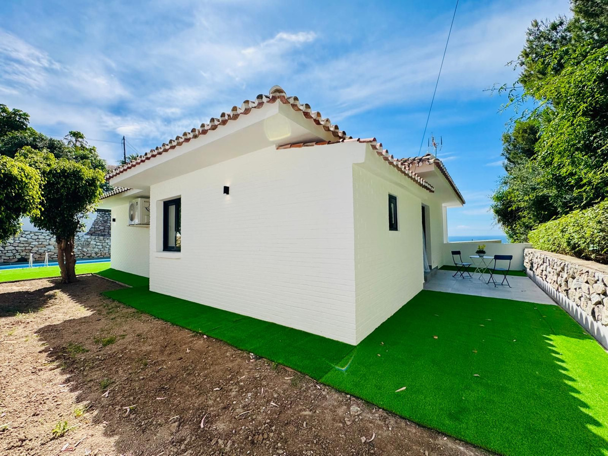3 Bed, 2 Bath, HouseFor Sale, La Capellania, Malaga