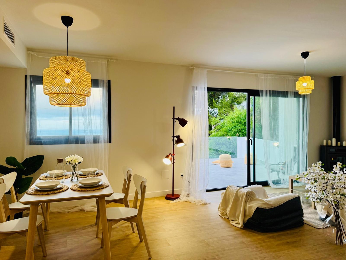 3 Bed, 2 Bath, HouseFor Sale, La Capellania, Malaga