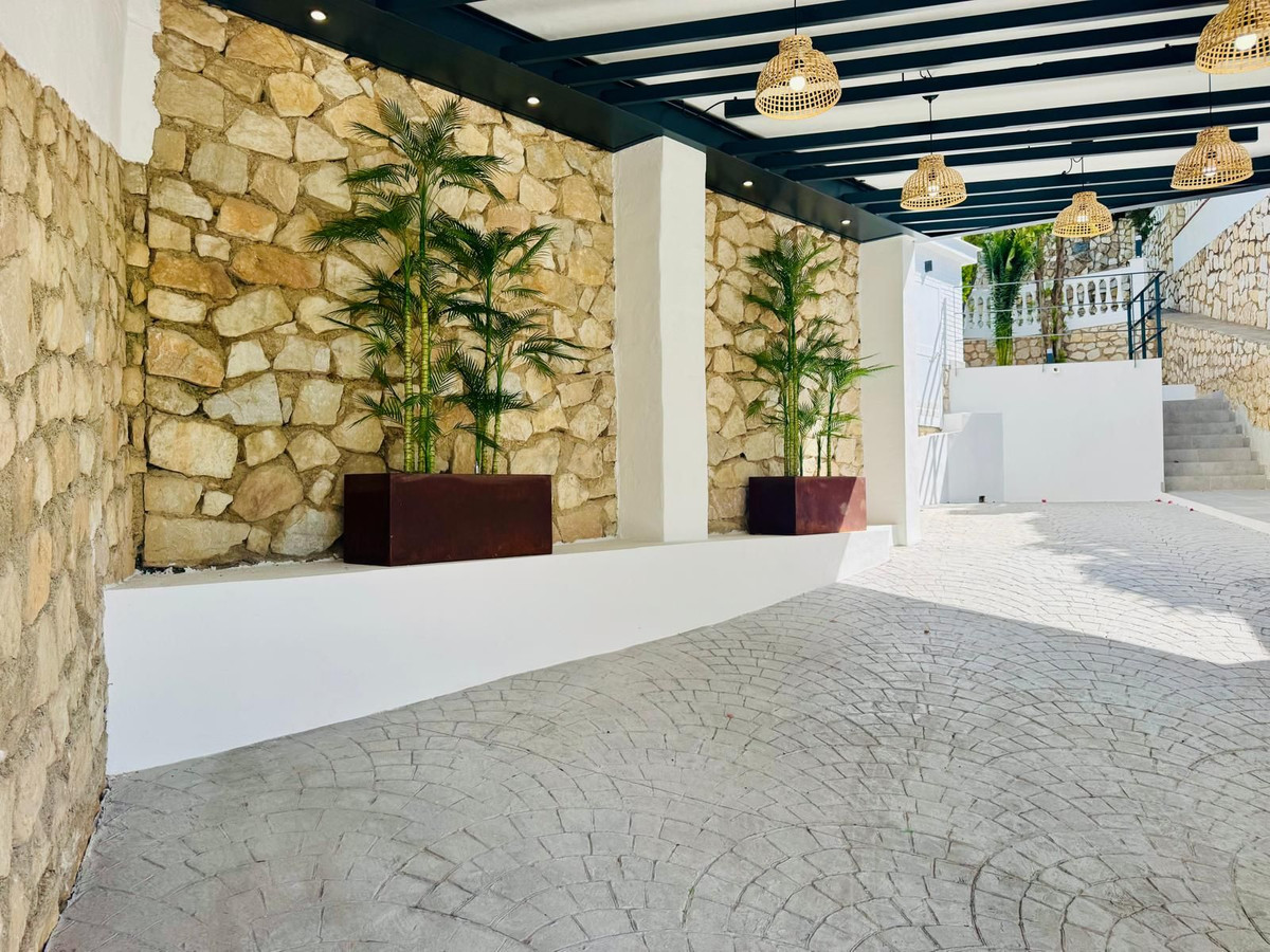 3 Bed, 2 Bath, HouseFor Sale, La Capellania, Malaga