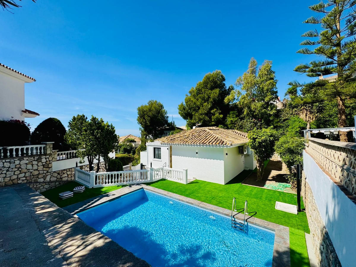 3 Bed, 2 Bath, HouseFor Sale, La Capellania, Malaga