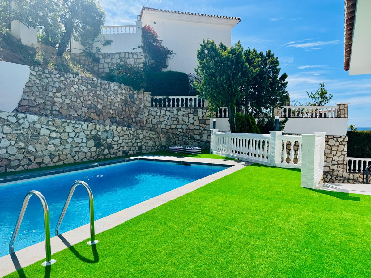 3 Bed, 2 Bath, HouseFor Sale, La Capellania, Malaga
