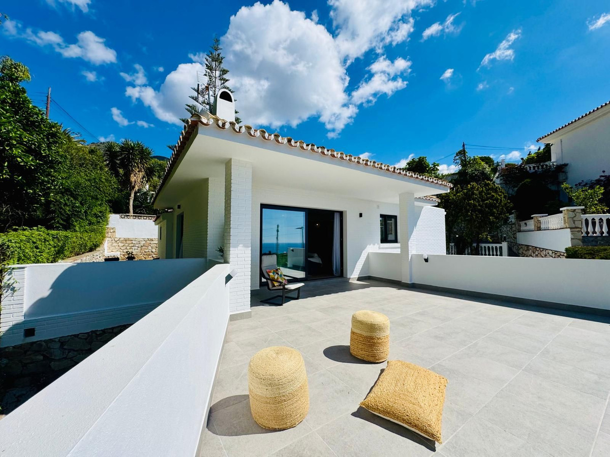 3 Bed, 2 Bath, HouseFor Sale, La Capellania, Malaga