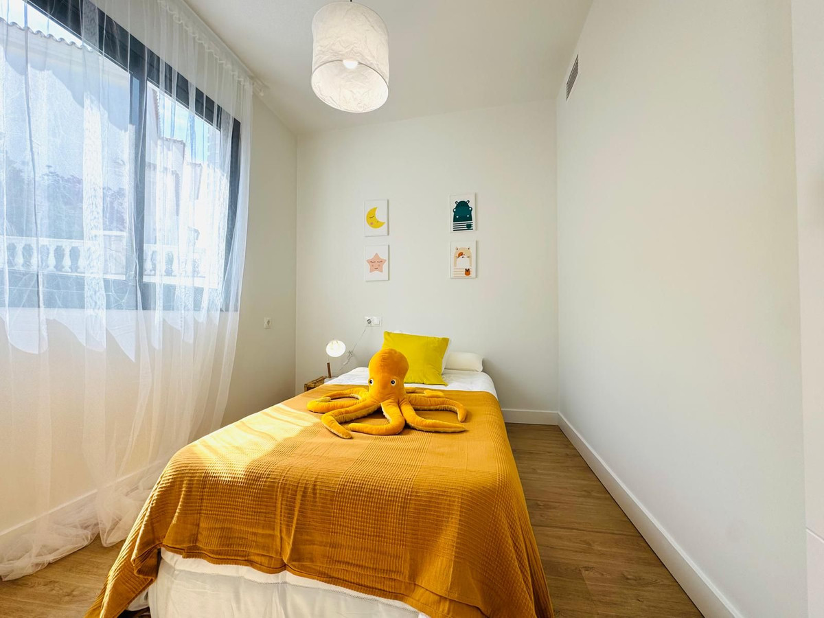 3 Bed, 2 Bath, HouseFor Sale, La Capellania, Malaga