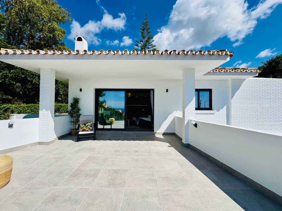 3 Bed, 2 Bath, HouseFor Sale, La Capellania, Malaga