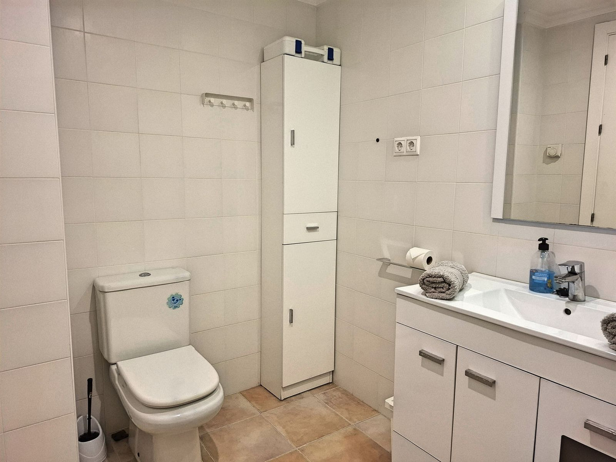 2 Bed, 2 Bath, ApartmentFor Sale, Fuengirola, Malaga