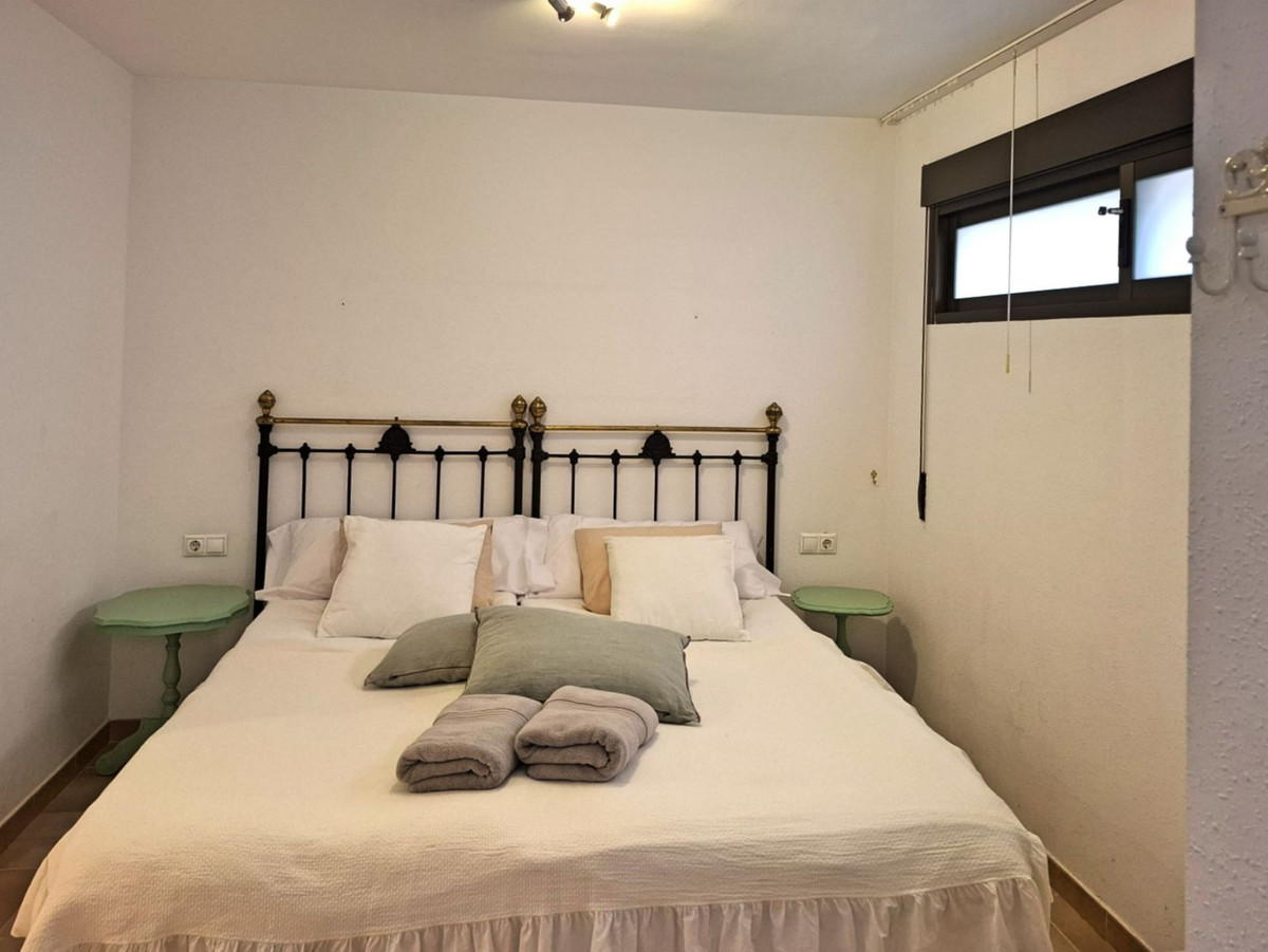 2 Bed, 2 Bath, ApartmentFor Sale, Fuengirola, Malaga