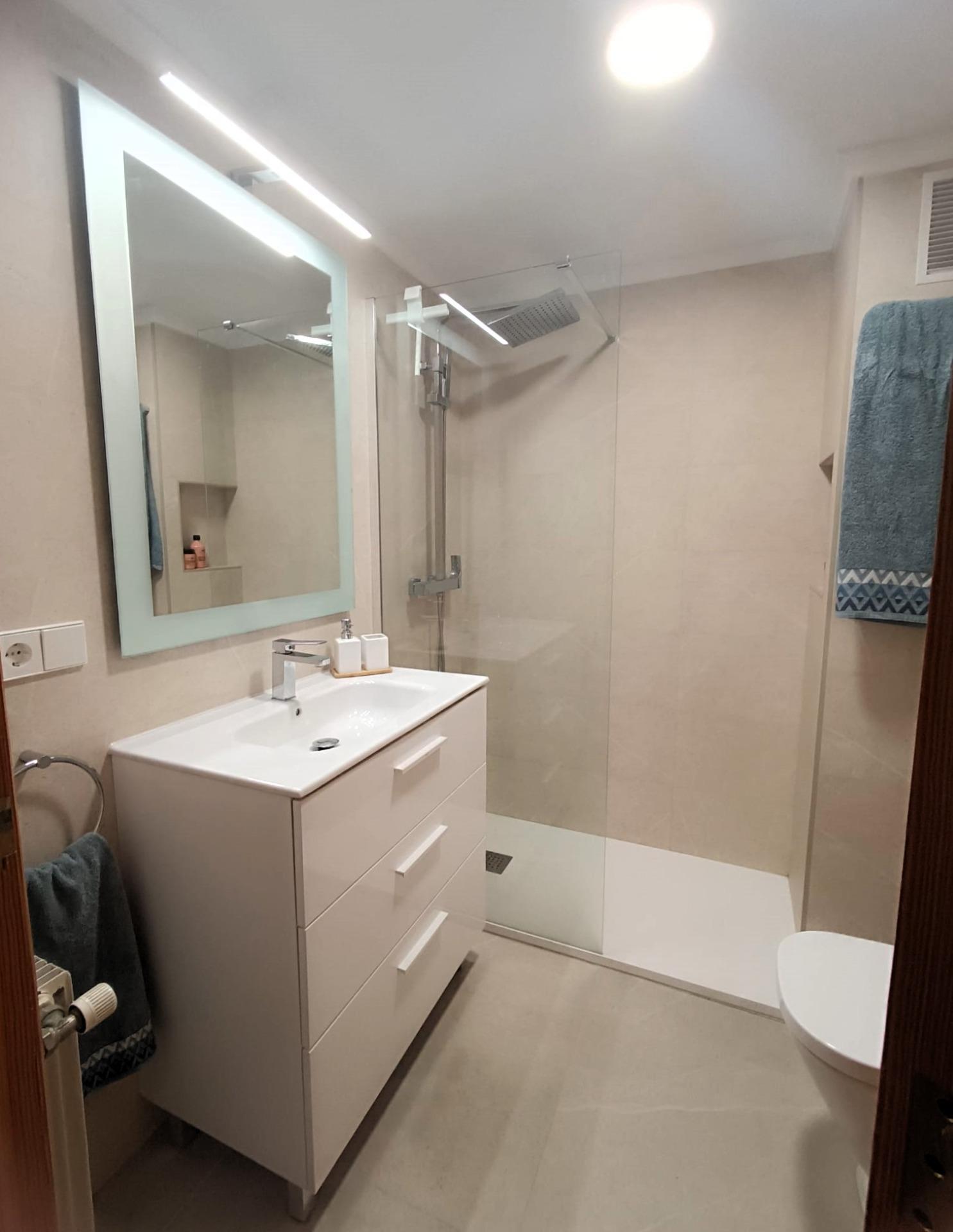 Palma de Mallorca, Baleares, 3 Bedrooms Bedrooms, ,2 BathroomsBathrooms,For Sale,P-143/7006 Palma de Mallorca, Baleares, 3 Bedrooms Bedrooms, ,2 BathroomsBathrooms,For Sale,P-143/7006