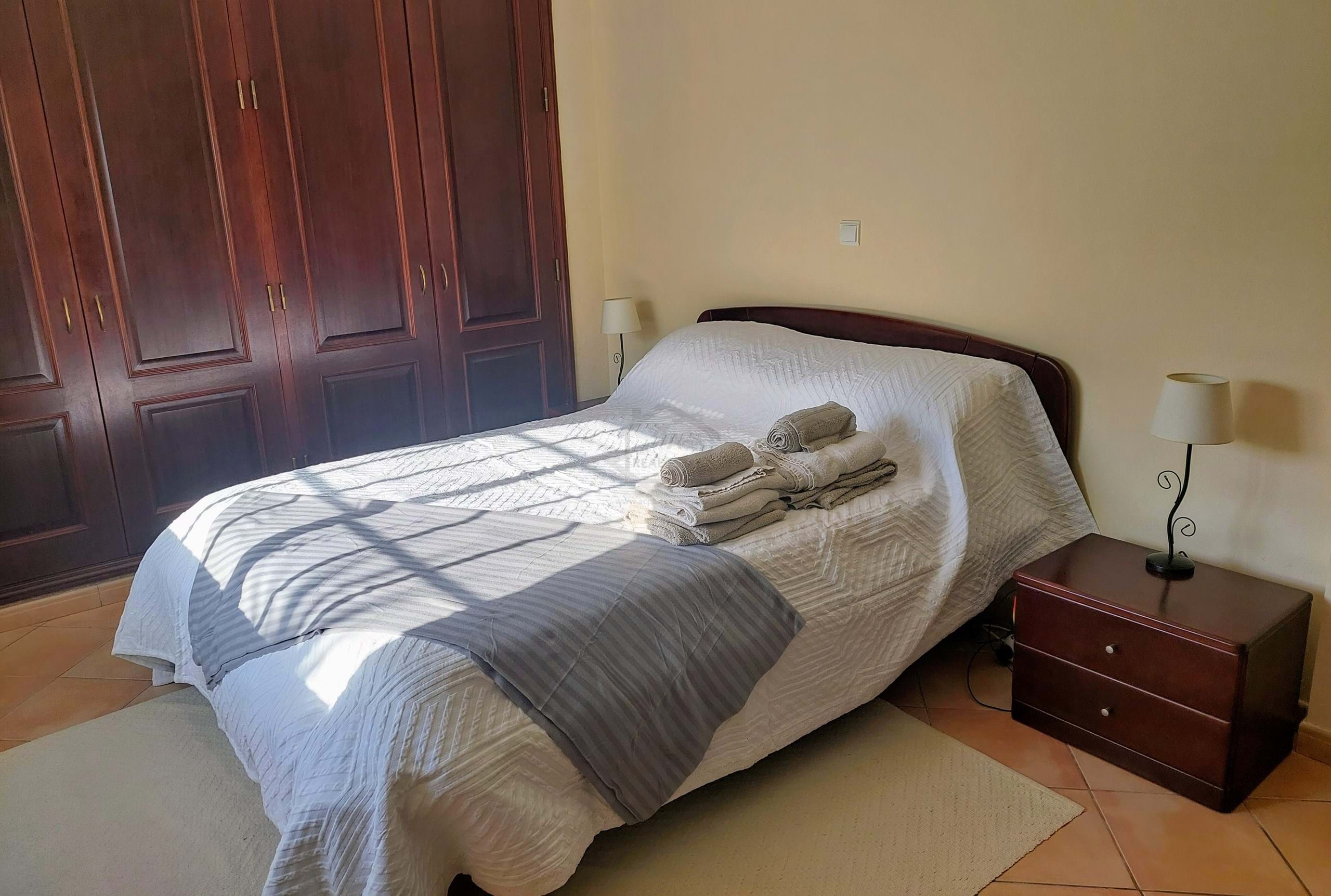 4 Bed, 3 Bath, HouseFor Sale, Sao Bras De Alportel, Faro