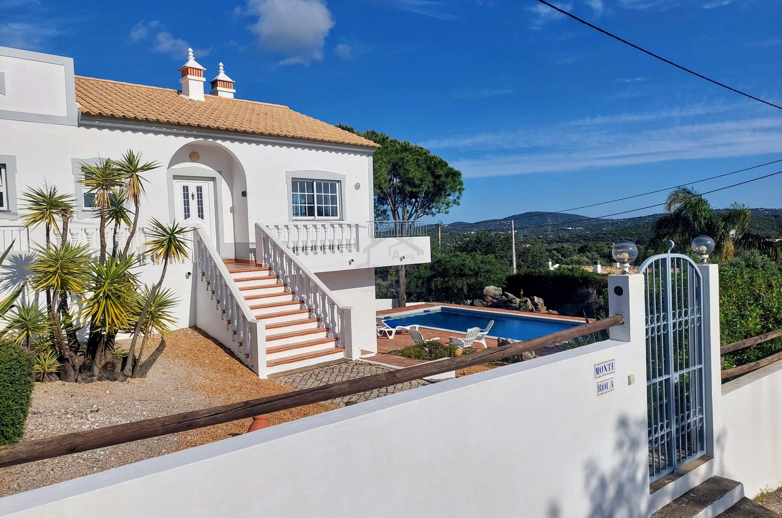 4 Bed, 3 Bath, HouseFor Sale, Sao Bras De Alportel, Faro