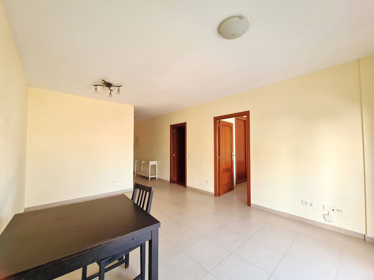 1 Bed, 1 Bath, ApartmentFor Sale, Estepona, Malaga