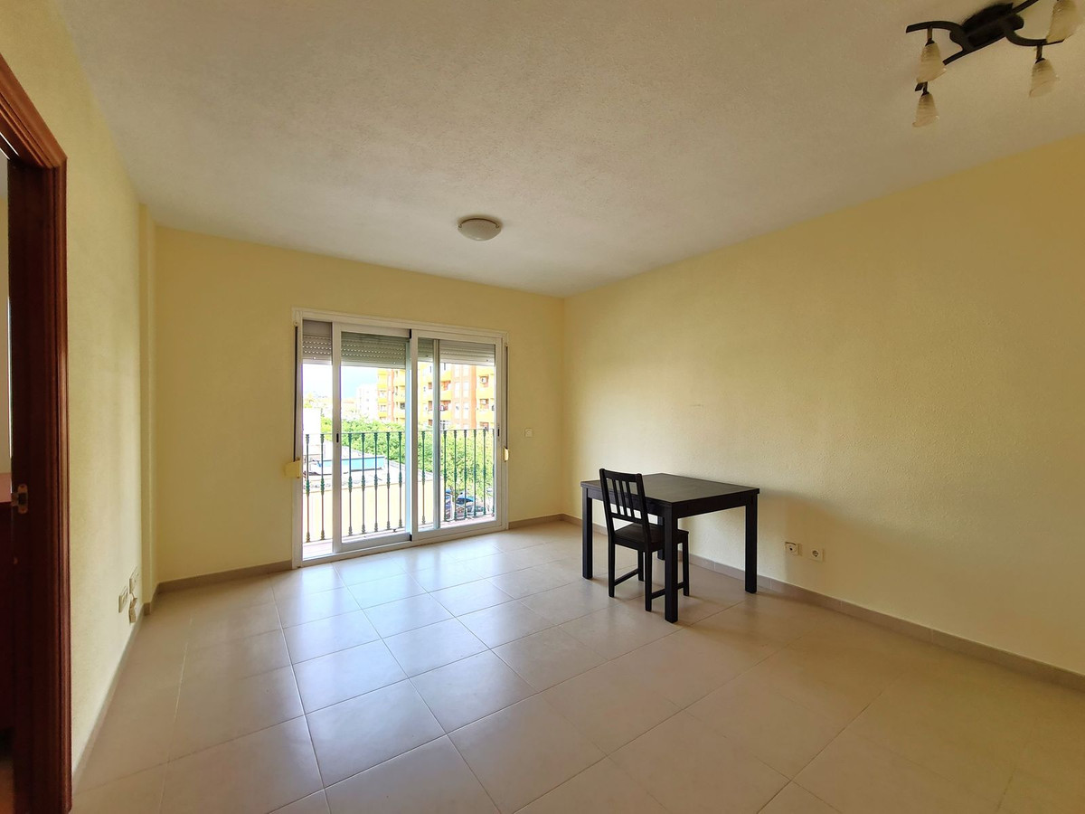 1 Bed, 1 Bath, ApartmentFor Sale, Estepona, Malaga