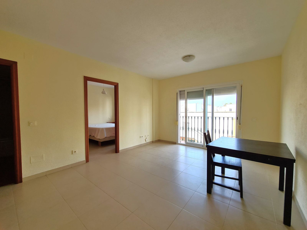 1 Bed, 1 Bath, ApartmentFor Sale, Estepona, Malaga