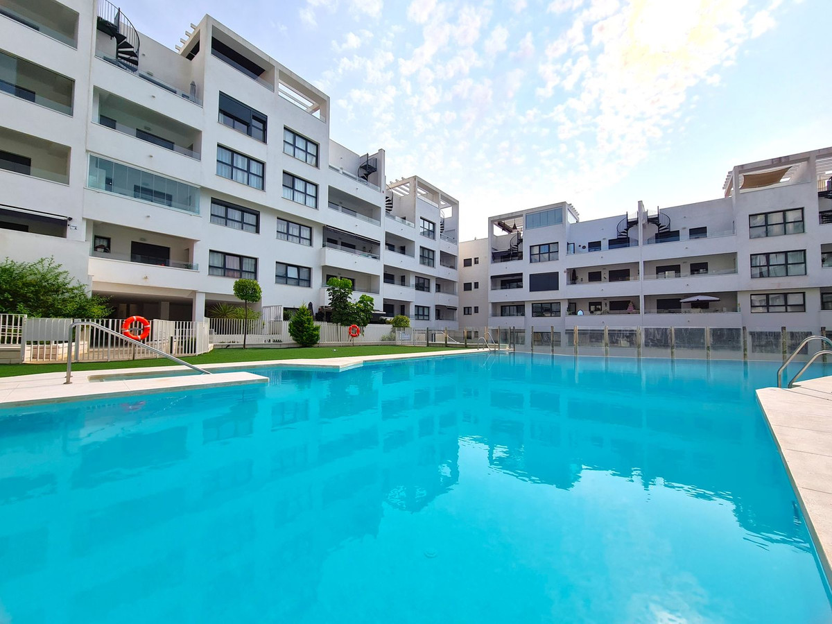 1 Bed, 1 Bath, ApartmentFor Sale, Estepona, Malaga