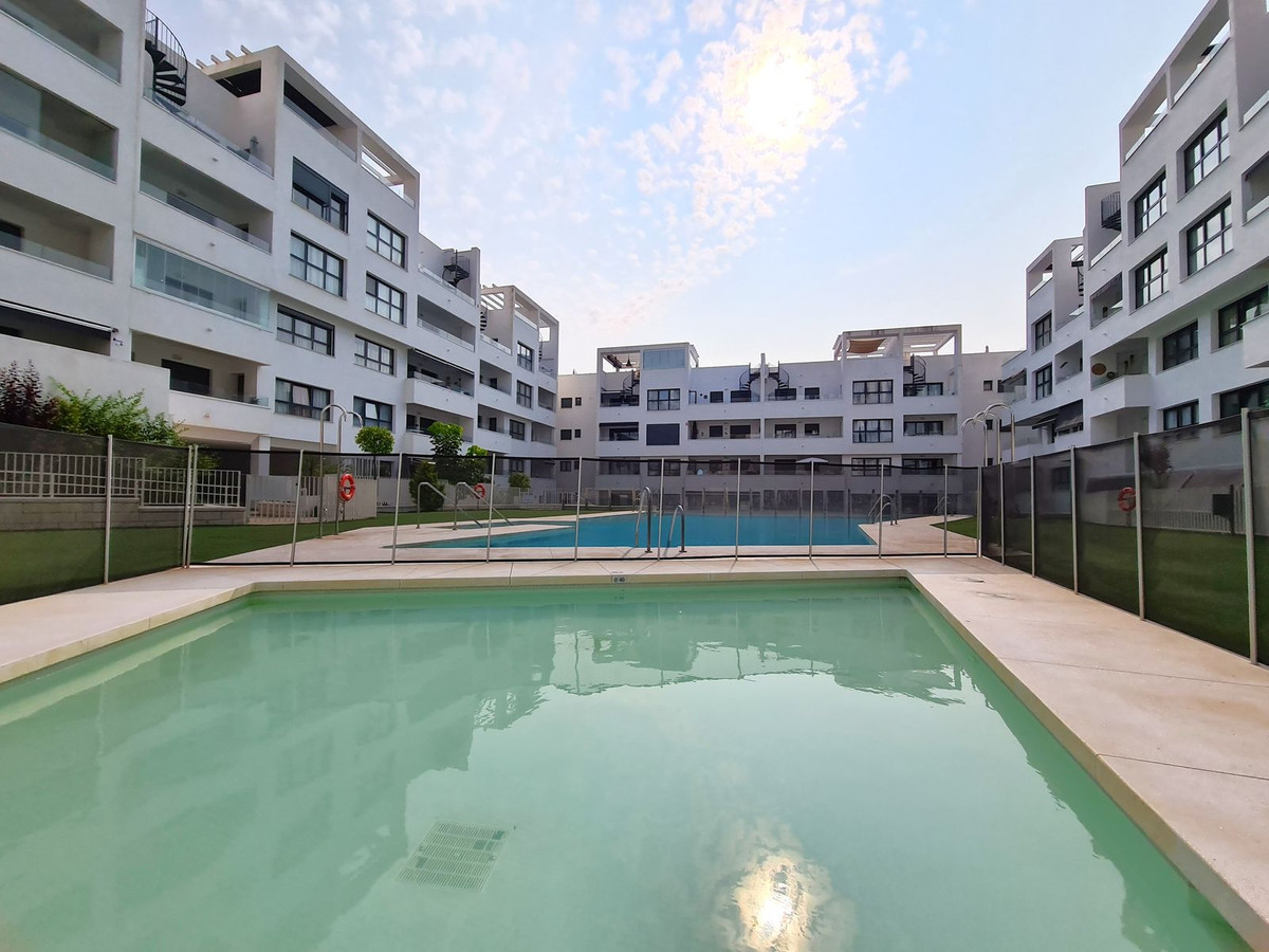 1 Bed, 1 Bath, ApartmentFor Sale, Estepona, Malaga