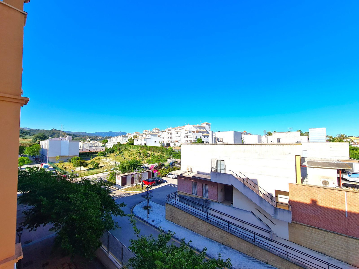 1 Bed, 1 Bath, ApartmentFor Sale, Estepona, Malaga