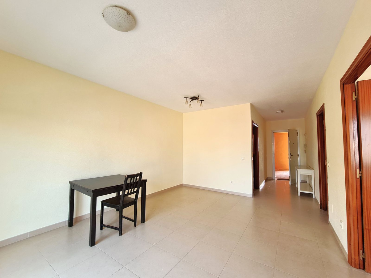 1 Bed, 1 Bath, ApartmentFor Sale, Estepona, Malaga