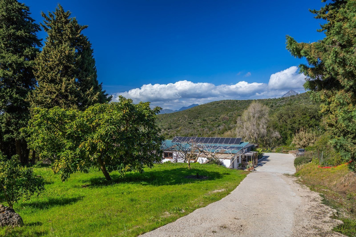 8 Bed, 6 Bath, HouseFor Sale, Casares, Malaga 8 Bed, 6 Bath, HouseFor Sale, Casares, Malaga