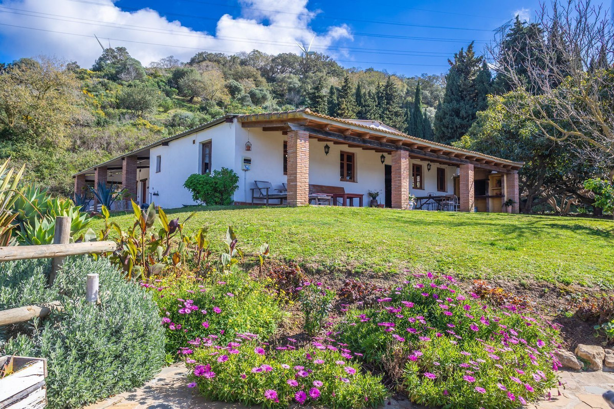 8 Bed, 6 Bath, HouseFor Sale, Casares, Malaga 8 Bed, 6 Bath, HouseFor Sale, Casares, Malaga