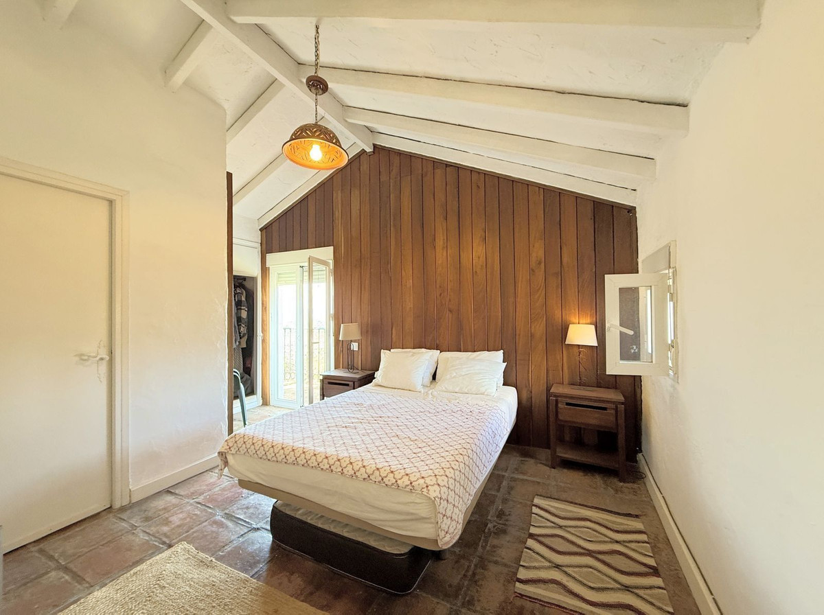 8 Bed, 6 Bath, HouseFor Sale, Casares, Malaga 8 Bed, 6 Bath, HouseFor Sale, Casares, Malaga