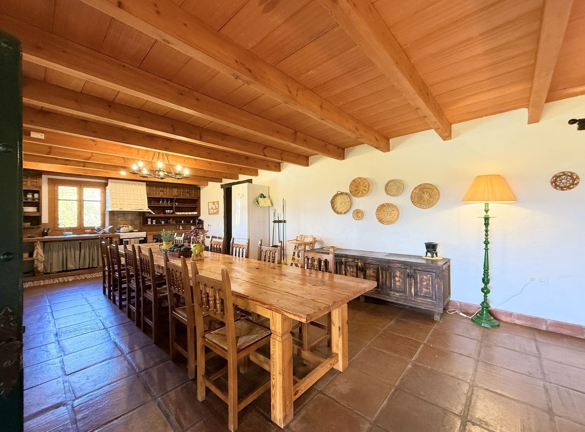 8 Bed, 6 Bath, HouseFor Sale, Casares, Malaga 8 Bed, 6 Bath, HouseFor Sale, Casares, Malaga