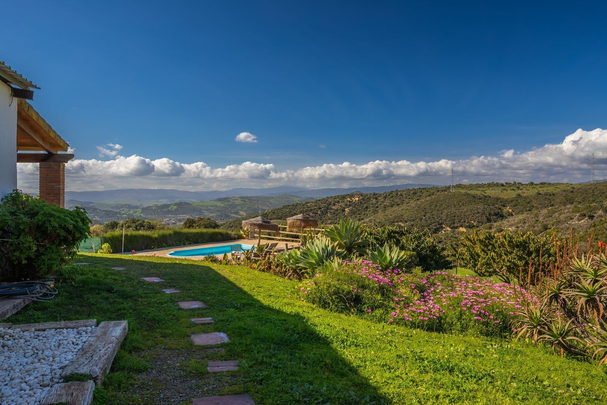 8 Bed, 6 Bath, HouseFor Sale, Casares, Malaga 8 Bed, 6 Bath, HouseFor Sale, Casares, Malaga