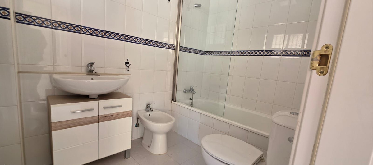 2 Bed, 2 Bath, ApartmentFor Sale, Casares, Malaga 2 Bed, 2 Bath, ApartmentFor Sale, Casares, Malaga