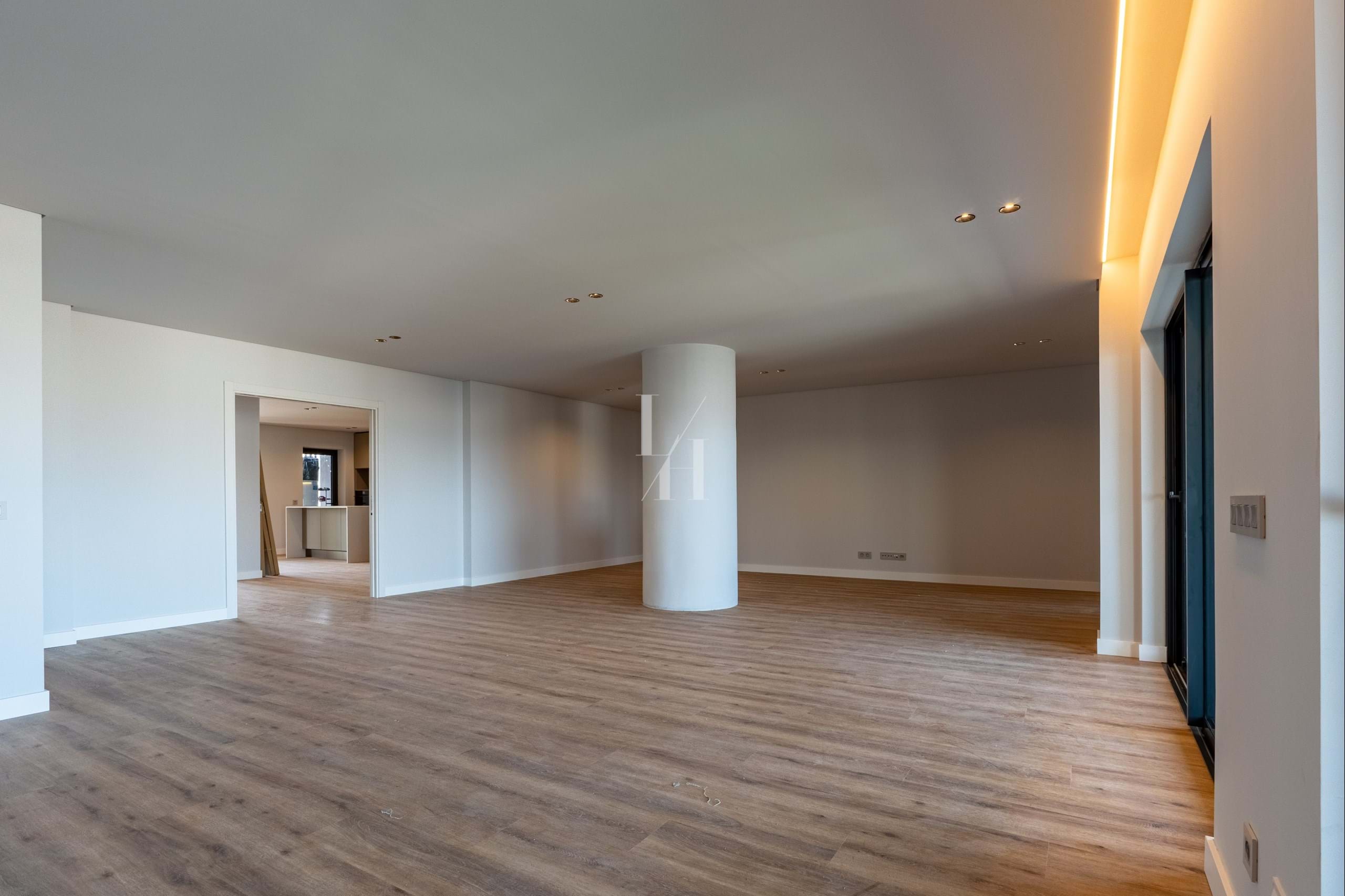 5 Bed, 6 Bath, ApartmentFor Sale, Faro, Faro, 8005-328 5 Bed, 6 Bath, ApartmentFor Sale, Faro, Faro, 8005-328
