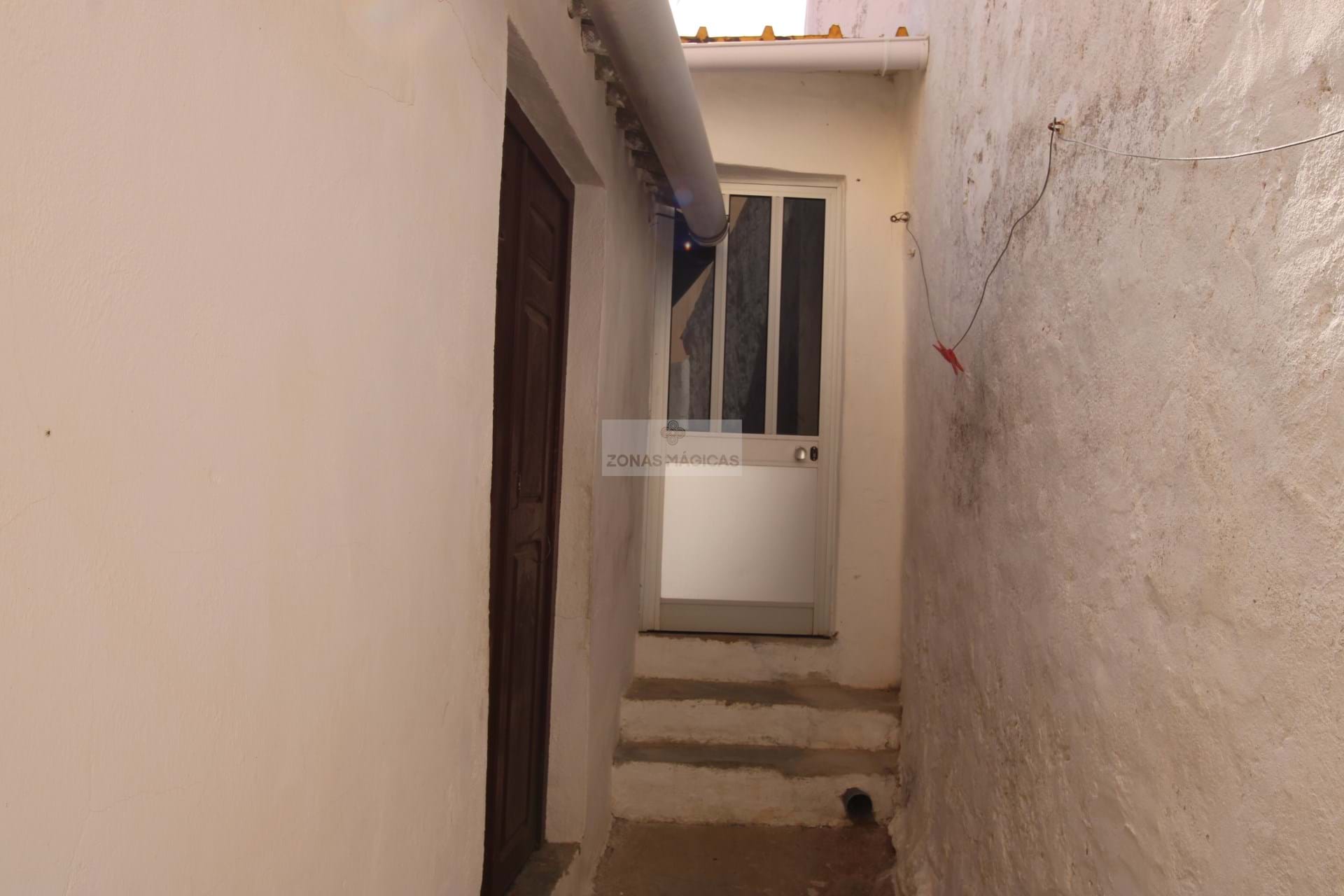 5 Bed, 3 Bath, HouseFor Sale, Vila do Bispo, Faro, 8650-013