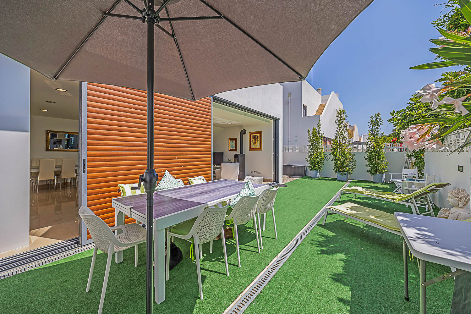3 Bed, 2 Bath, HouseFor Sale, Three Bedroom Villa with Terraces, Algarve 3 Bed, 2 Bath, HouseFor Sale, Three Bedroom Villa with Terraces, Algarve