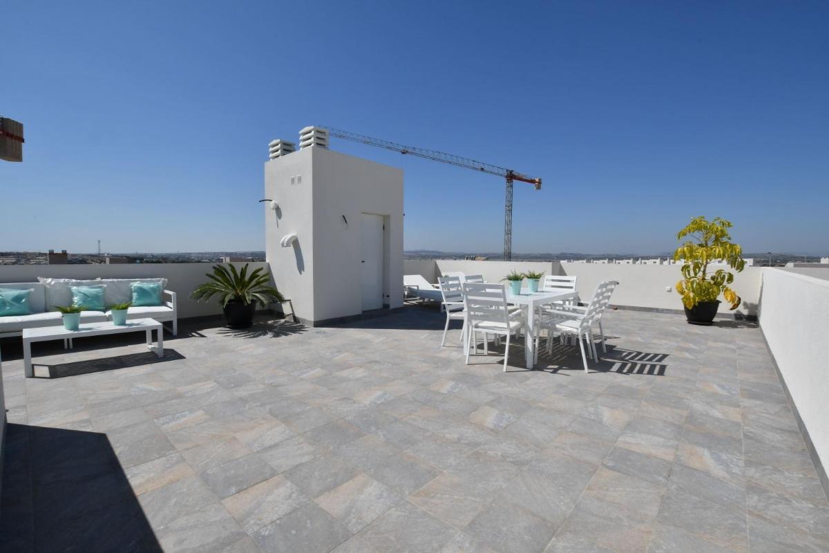 3 Bed, 2 Bath, HouseFor Sale, San Miguel de Salinas, Alicante