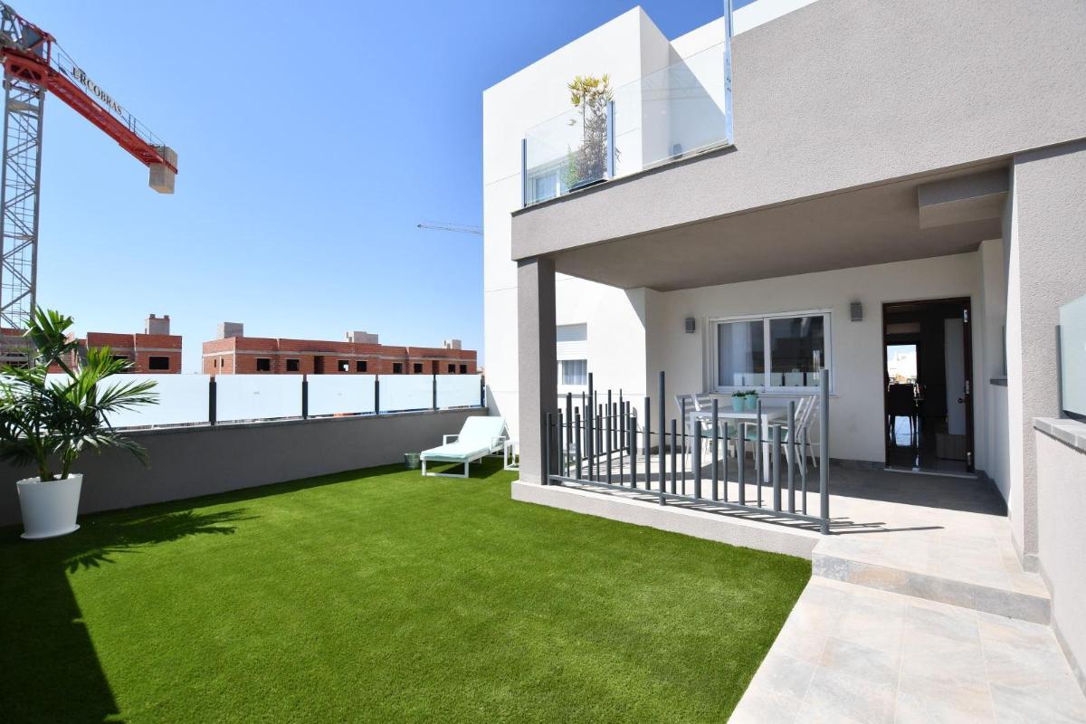 2 Bed, 2 Bath, HouseFor Sale, San Miguel de Salinas, Alicante