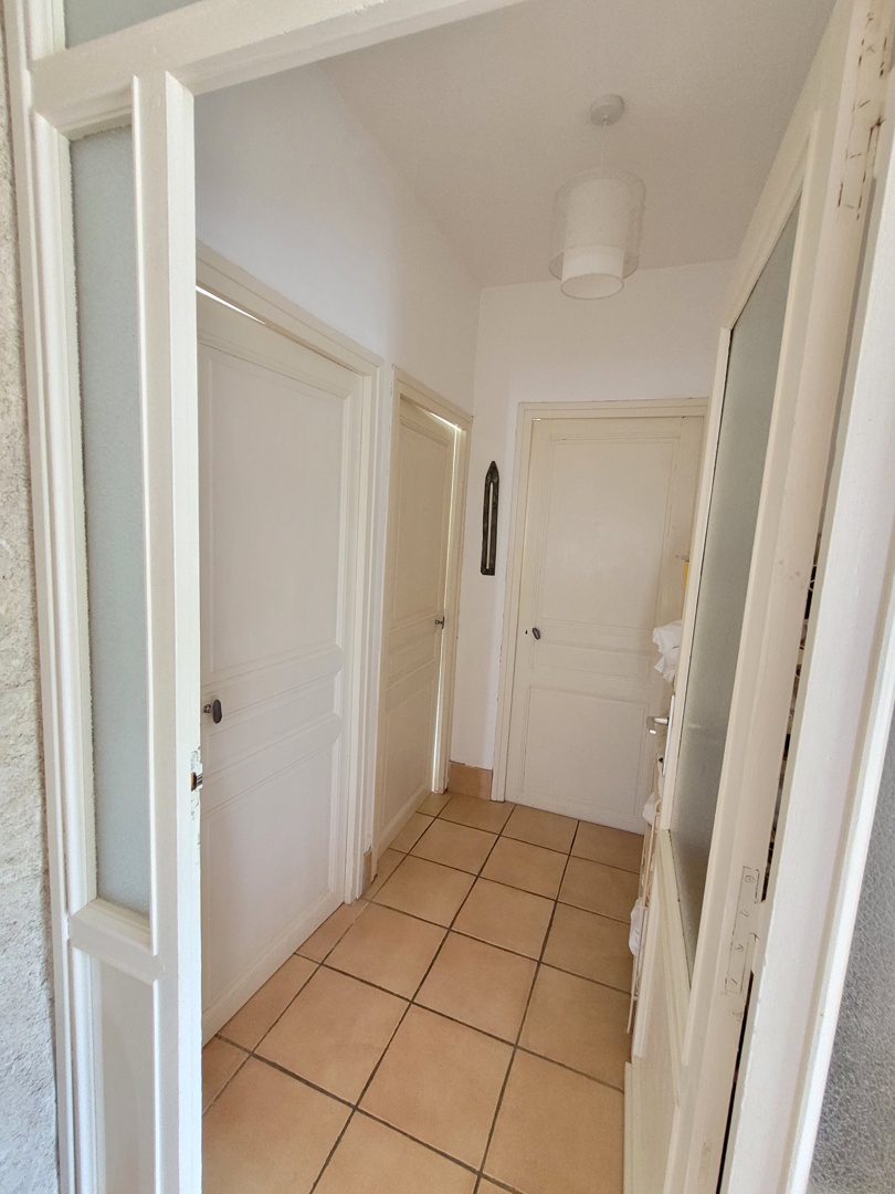 3 Bed, 2 Bath, HouseFor Sale, Laurens, Herault, Languedoc-Roussillon, 34480