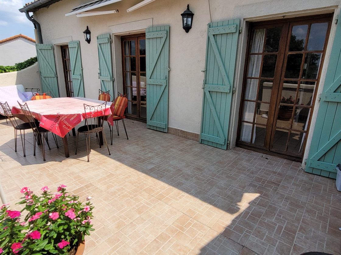 3 Bed, 2 Bath, HouseFor Sale, Laurens, Herault, Languedoc-Roussillon, 34480
