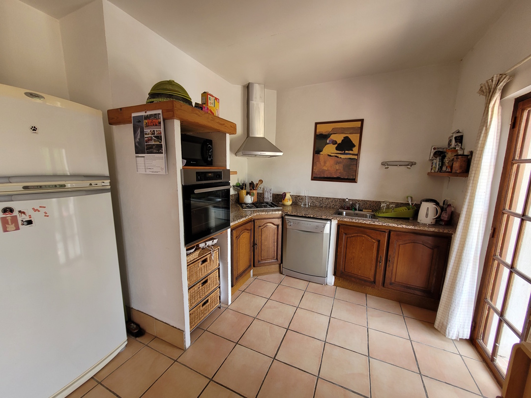 3 Bed, 2 Bath, HouseFor Sale, Laurens, Herault, Languedoc-Roussillon, 34480