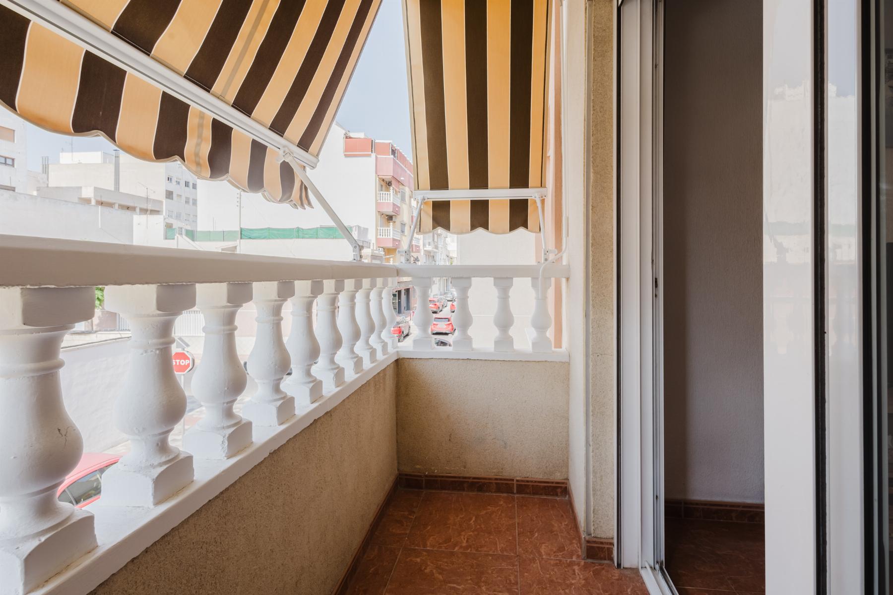 2 Bed, 1 Bath, ApartmentFor Sale, Torrevieja, Alicante 2 Bed, 1 Bath, ApartmentFor Sale, Torrevieja, Alicante